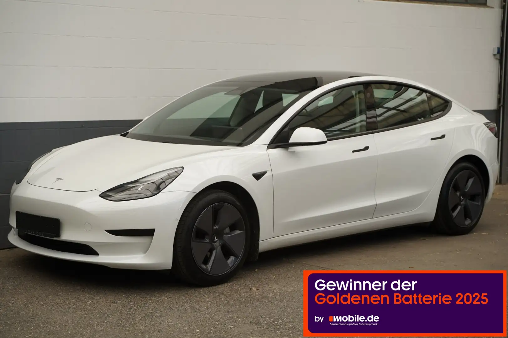 Tesla Model 3 Standard Range + *Matrix-LED* Wit - 1
