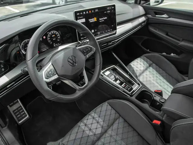 Volkswagen Golf view 9
