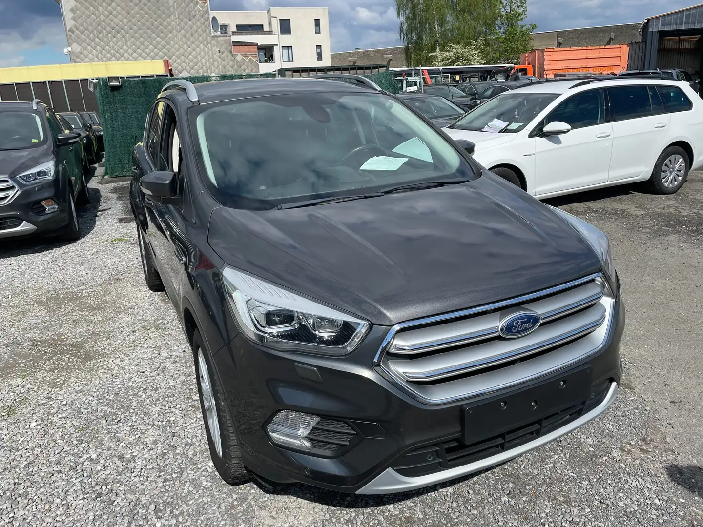 Ford Kuga 1.5 EcoBoost FWD Business Class Gris - 1