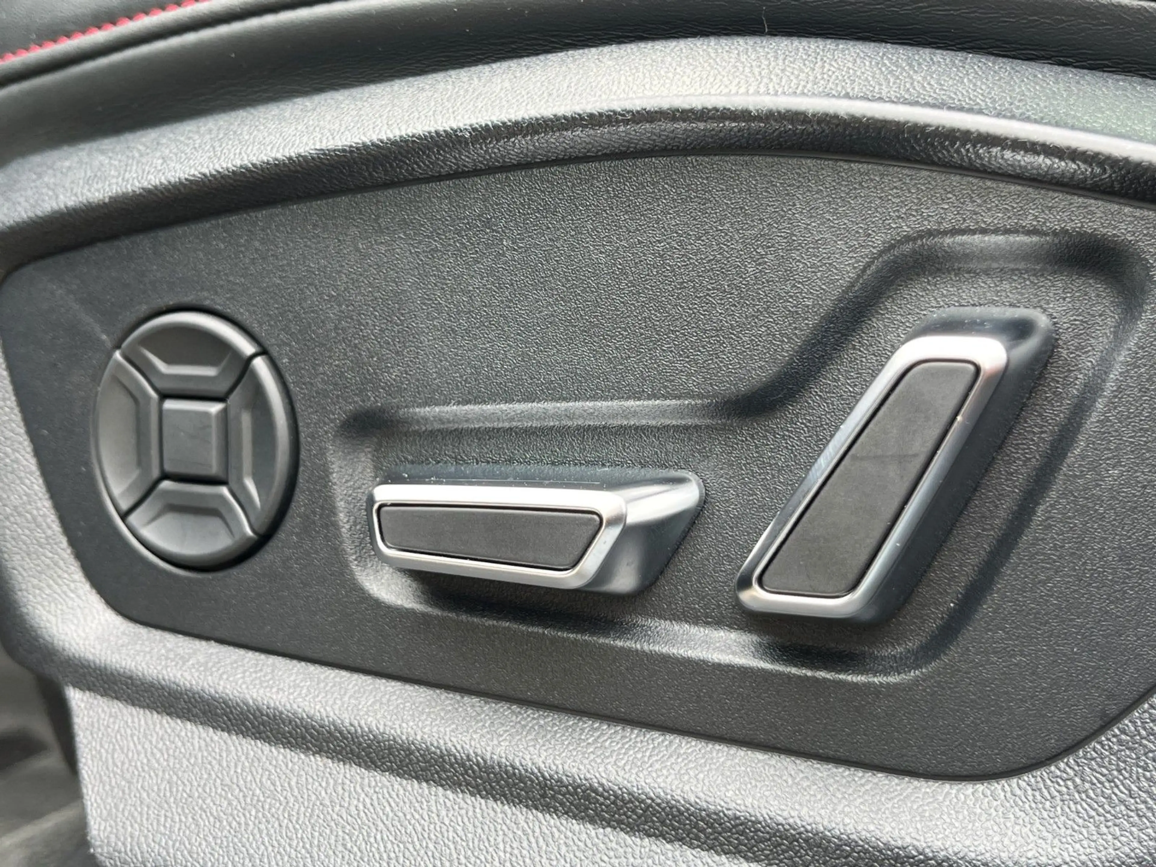 Audi SQ7 4.0 TDI quattro*B&O*Pano*HuD*ViCo*LHZ*SHZ* — photo 14