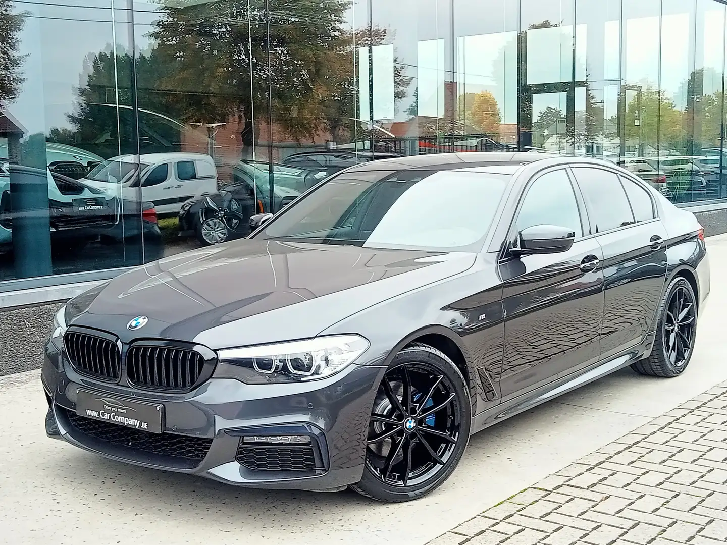 BMW 518 dA M-SPORT 2.0D 150PK/GPS/LEDER/SFEER/CAM/XENON Szary - 2