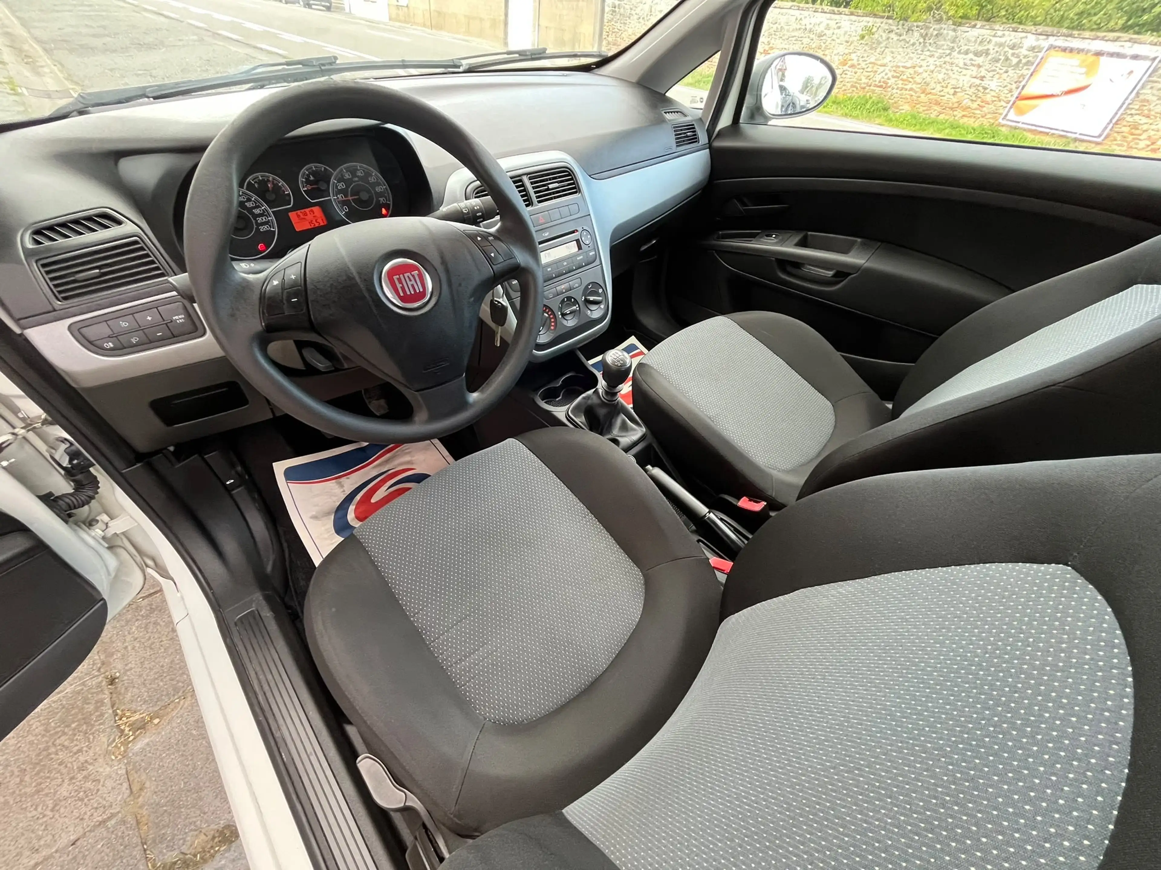 Fiat Punto Punto 1.2i — photo 10