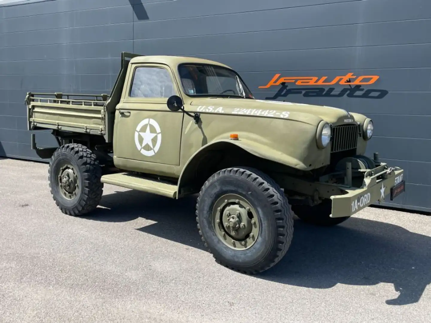 Dodge 3.8 BENNE AMOVIBLE Vert - 1