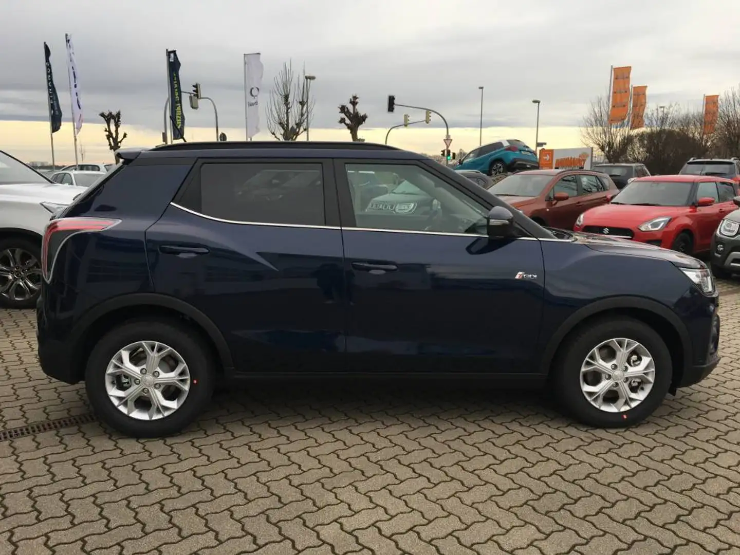KGM Tivoli 1.2 T-GDi Quartz Leder Lenkradheizung Blu/Azzurro - 2