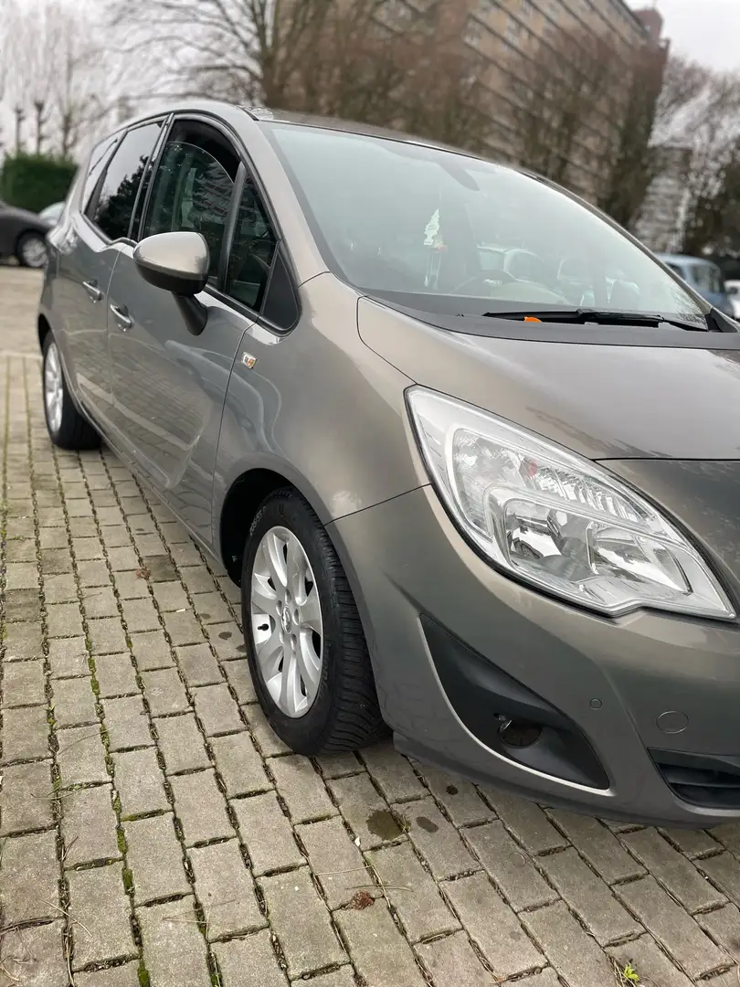 Opel Meriva 1.4i Cosmo brončana - 1
