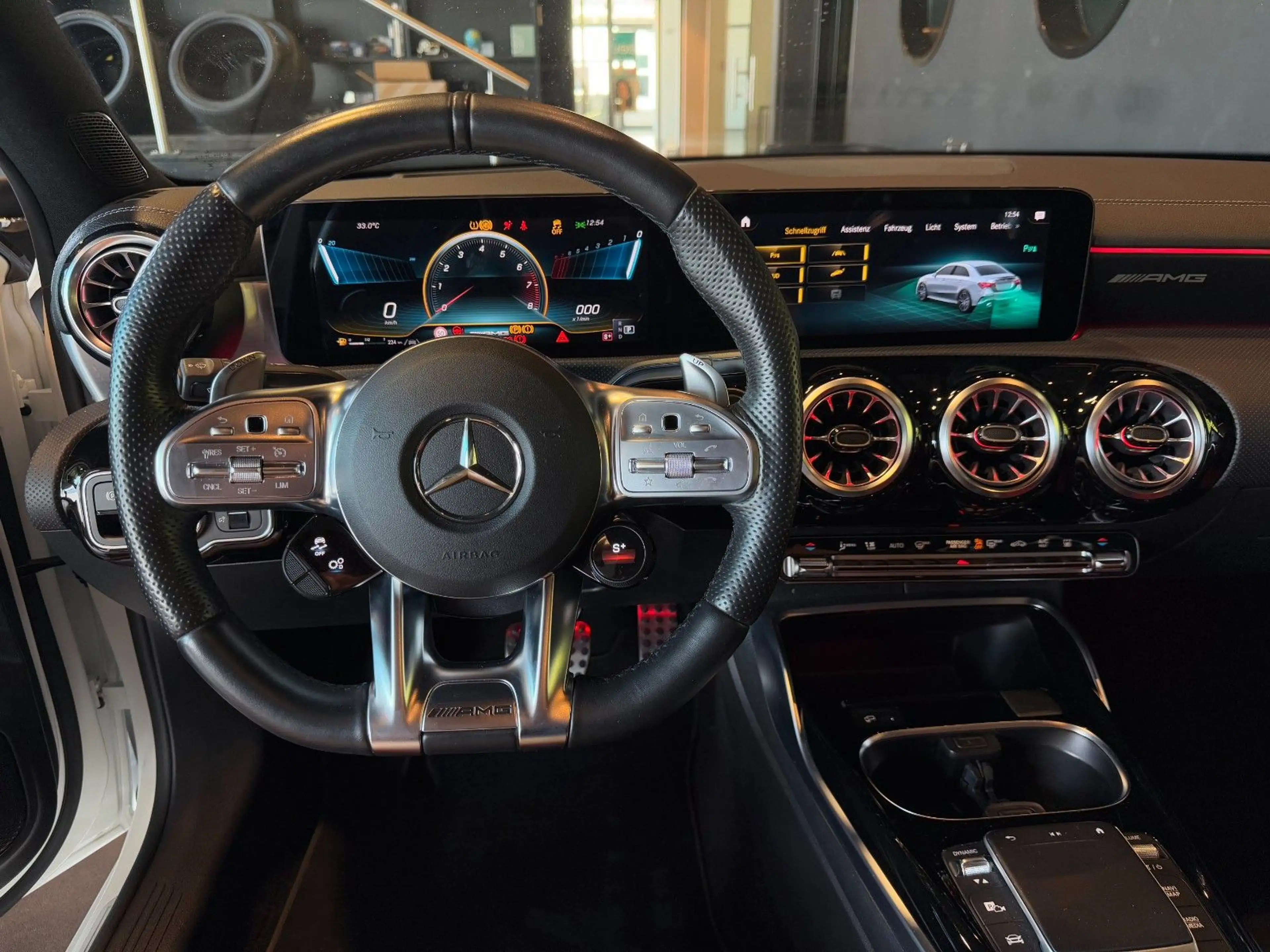 Mercedes-Benz A 35 AMG Limousine*Pano*Schalensitze*Aero*HeadUp — photo 17