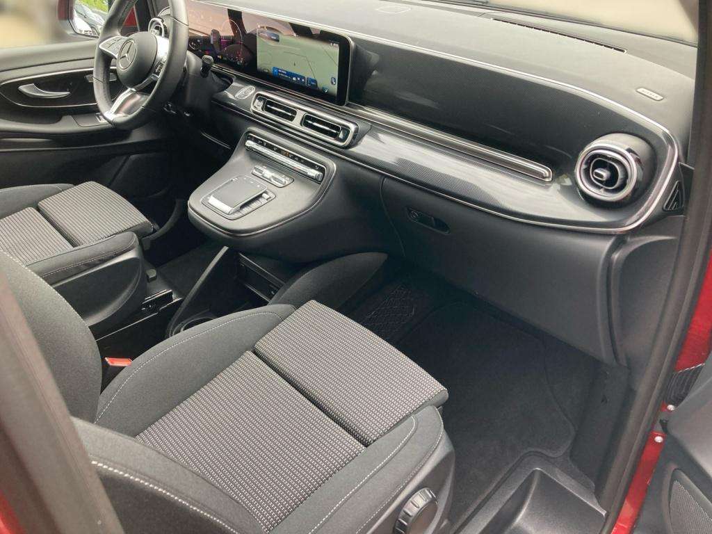 Mercedes-Benz V 250