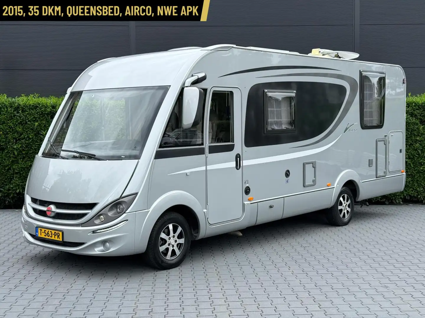 Bürstner Viseo i 720G Integraal Camper 35DKM, QUEENSBE Grijs - 1