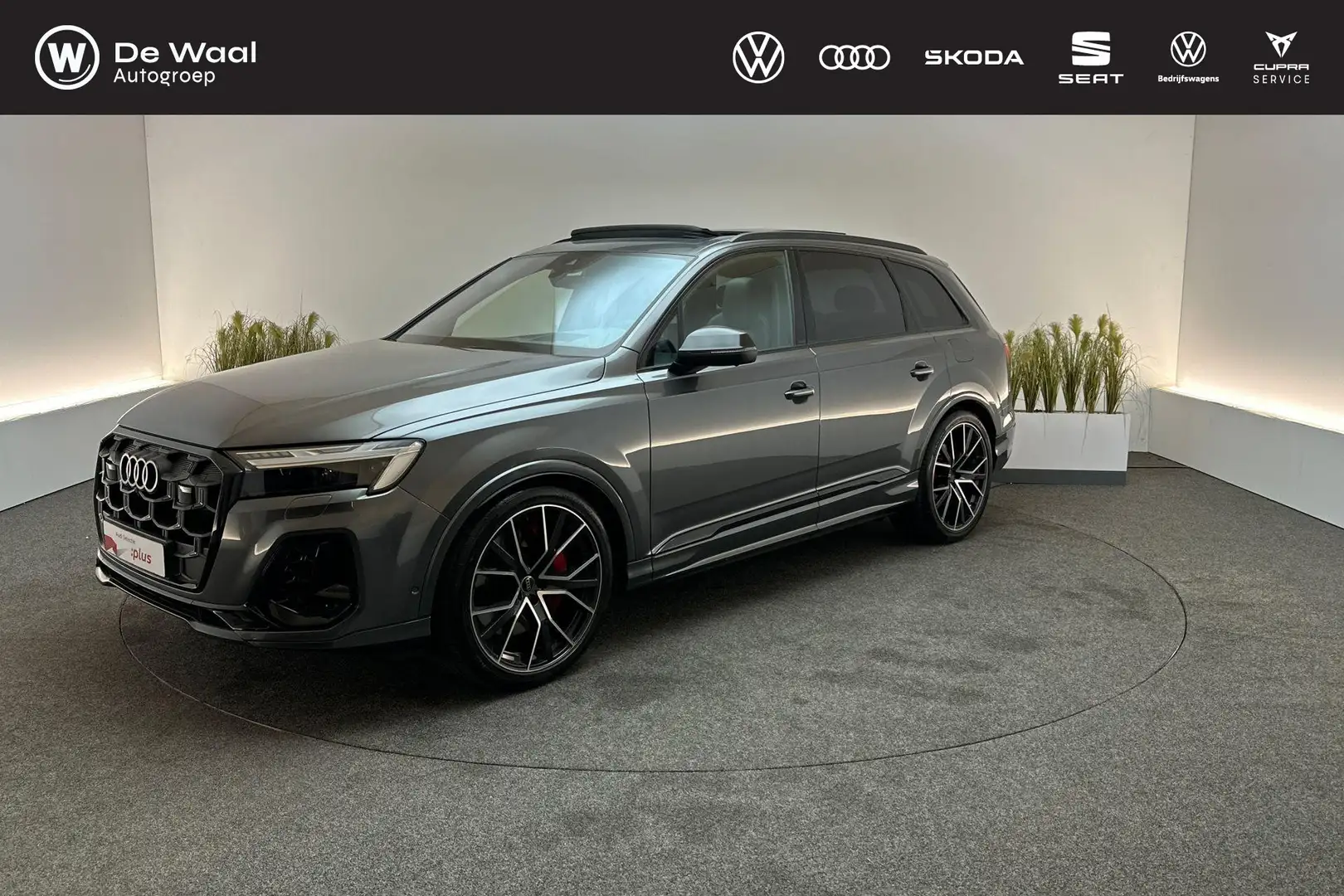 Audi Q7 60 TFSI e 490pk Automaat quattro Pro Line S Compet Gris - 1