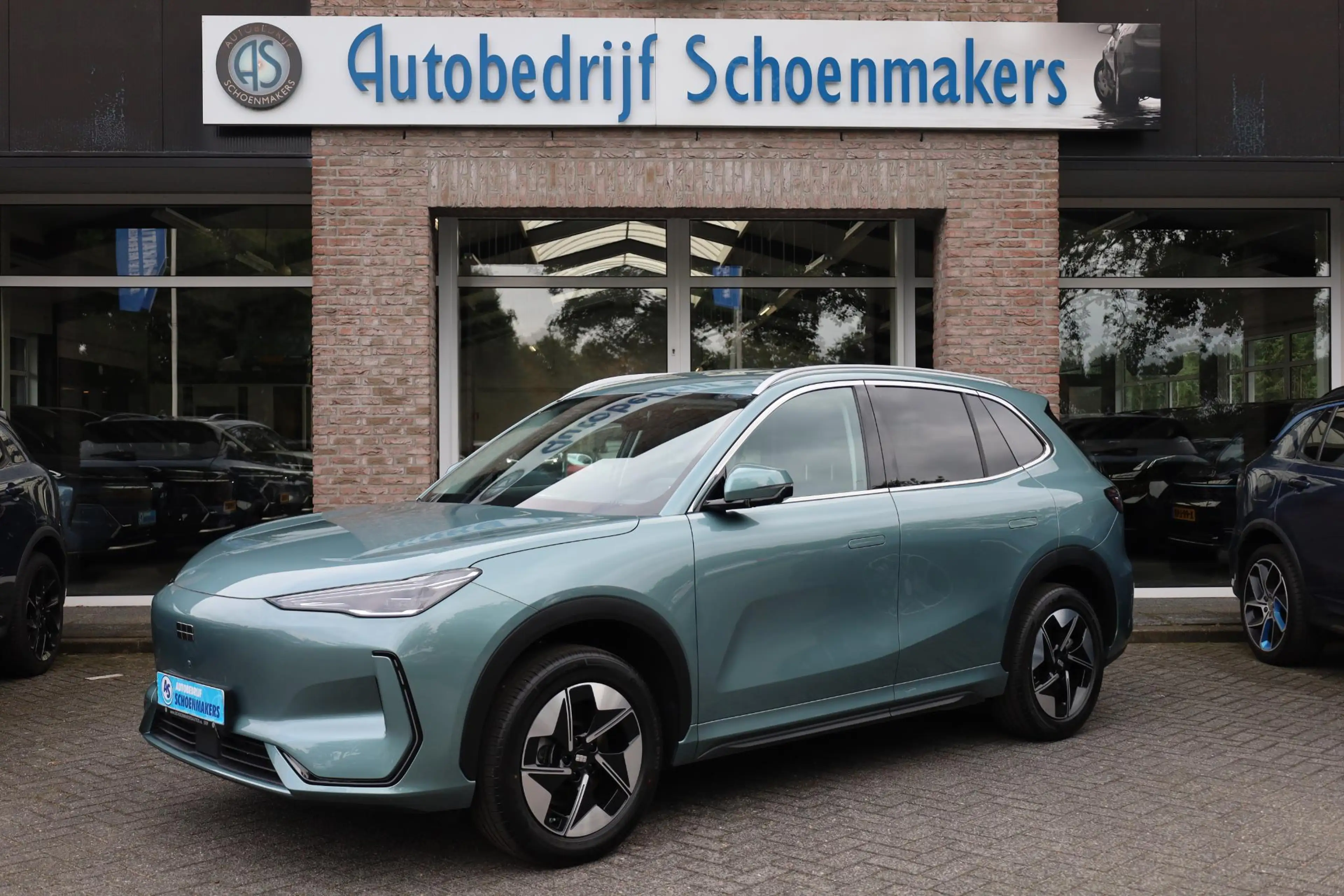 Geely E5 Pro+ 68KWh 475KM-RIJBEREIK LEER CARPLAY 360-CAMERA