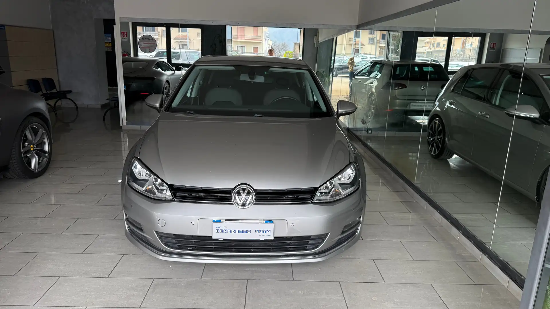 Volkswagen Golf 5p 2.0 tdi Highline Executive 150cv PARI AL NUOVO Gris - 1