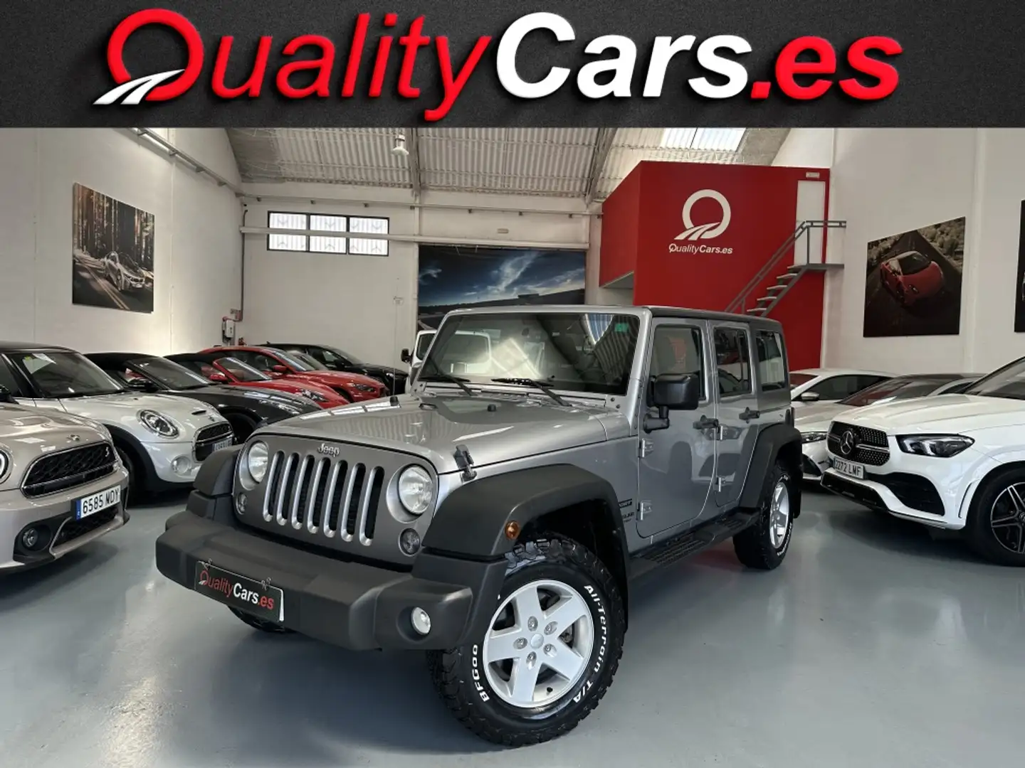Jeep Wrangler Unlimited 2.8CRD Sport Gris - 1