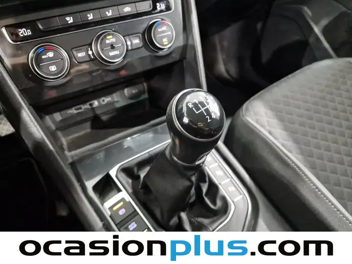 Volkswagen Tiguan 2020, foto 6