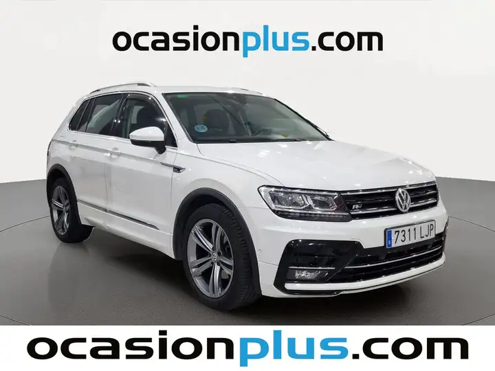 Volkswagen Tiguan 2020, foto 2