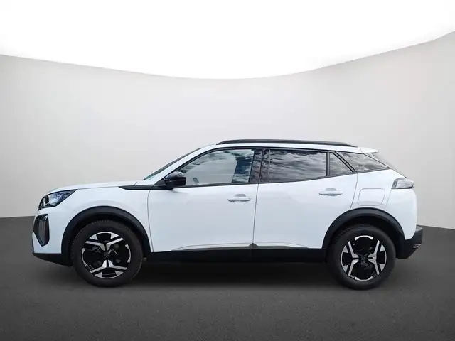Peugeot 2008 view 4