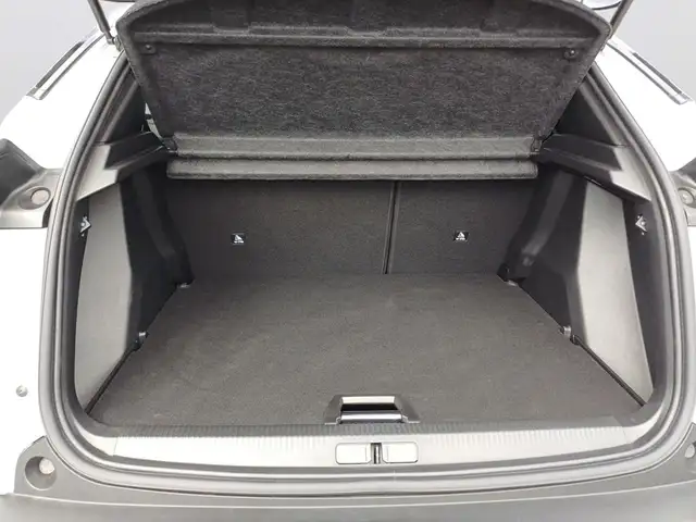 Peugeot 2008 view 7
