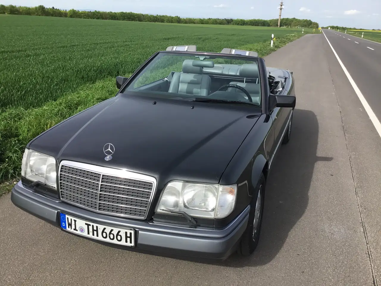 Mercedes-Benz E 220 Cabrio, Vollausstattung, foto 1