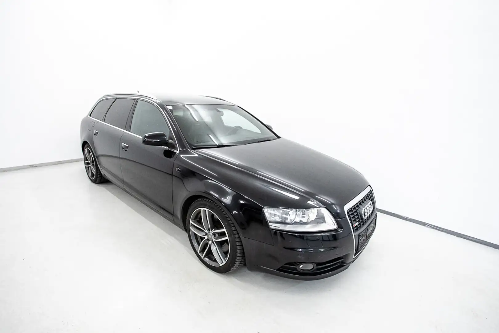 Audi A6 Avant 3,0 TDI V6 quattro25 Tiptr. DPF Schwarz - 2