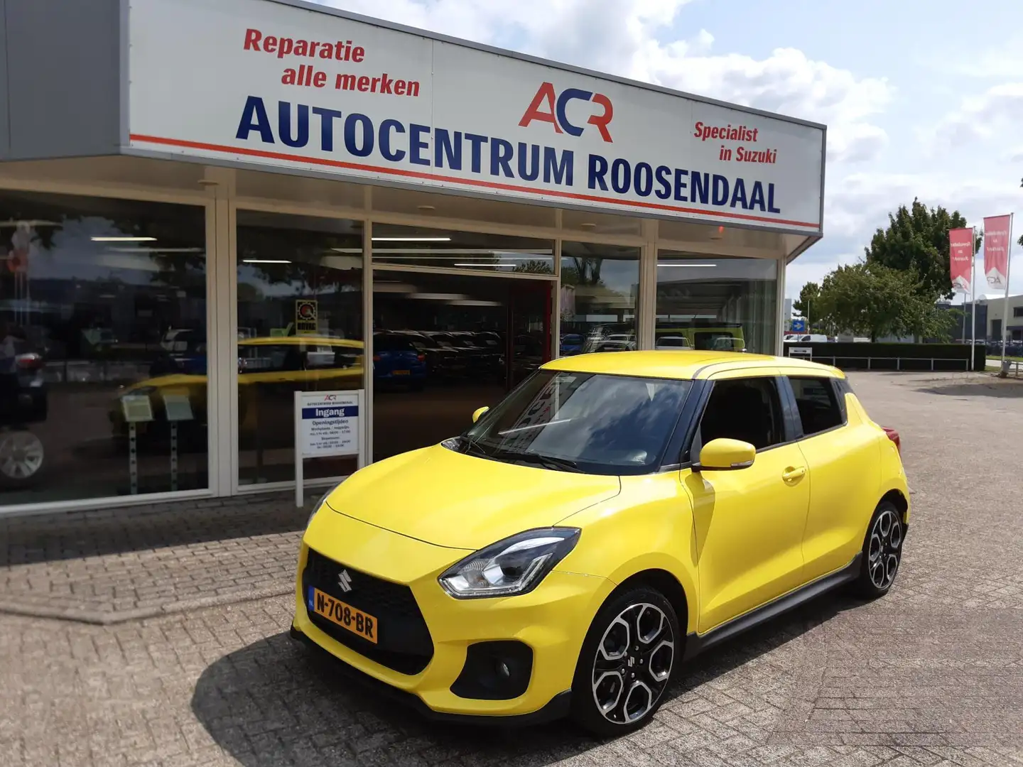 Suzuki Swift 1.4 Sport Smart Hybrid Geel - 2