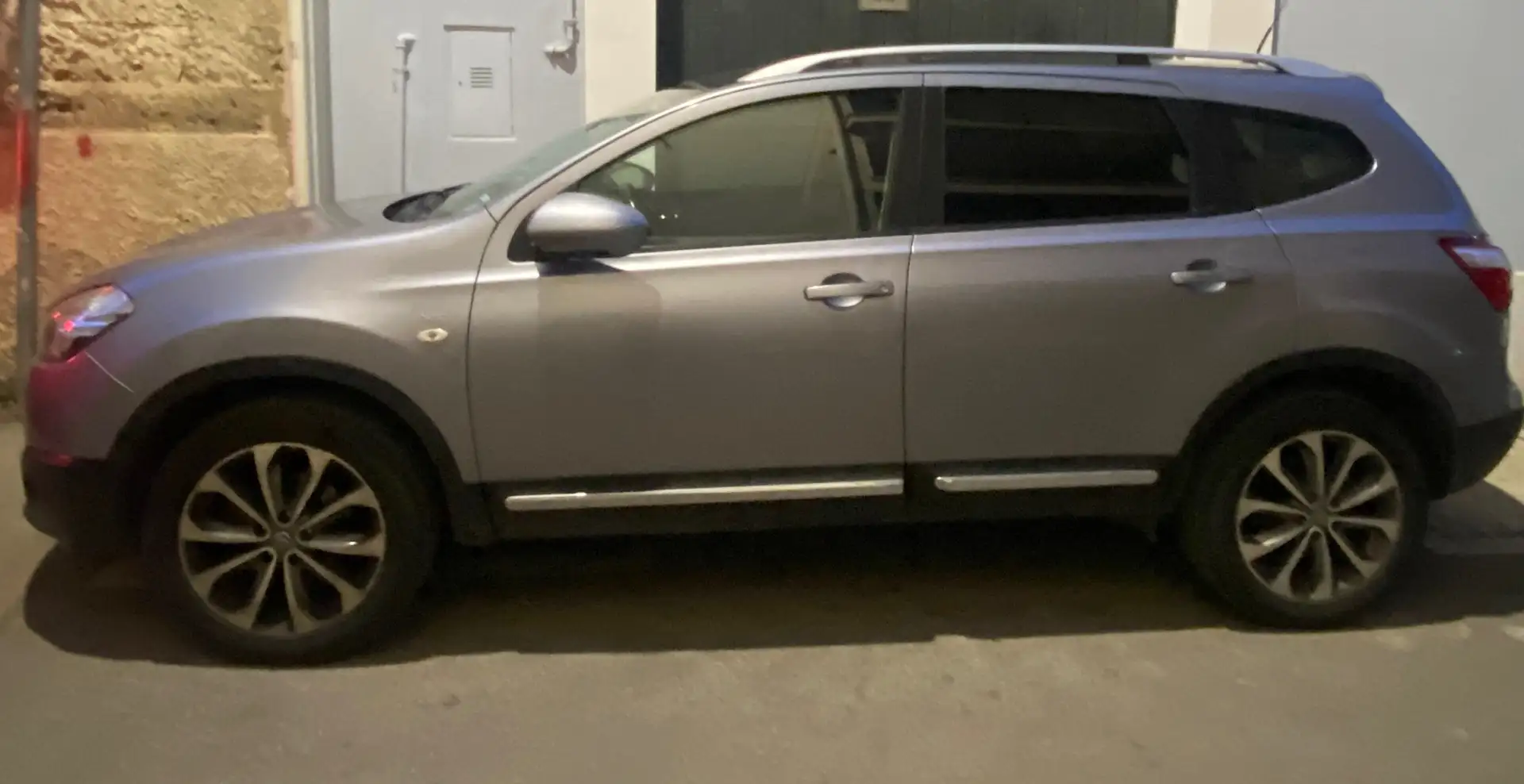 Nissan Qashqai+2 Avant Stříbrná - 2