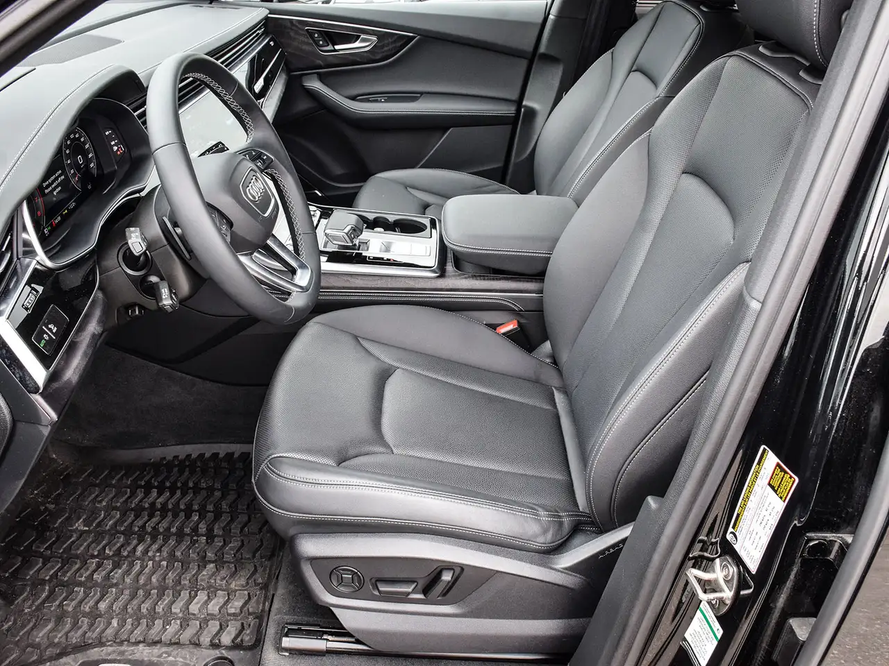 Audi Q7 снимка Audi Q7