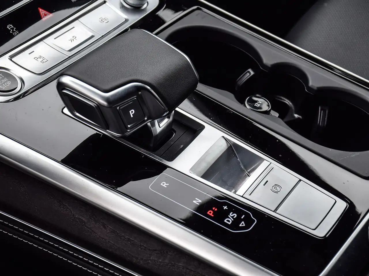 Audi Q7 снимка Audi Q7