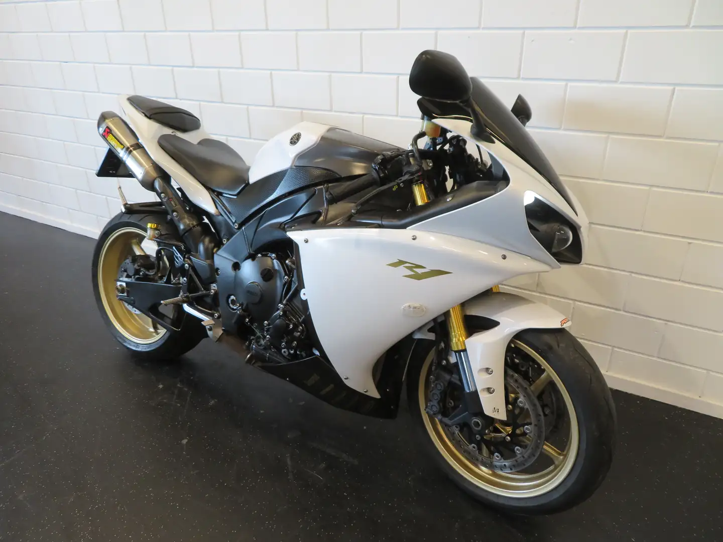 Yamaha YZF-R1 SUPER FRAAI! AKRAPOVIC Zilver - 2