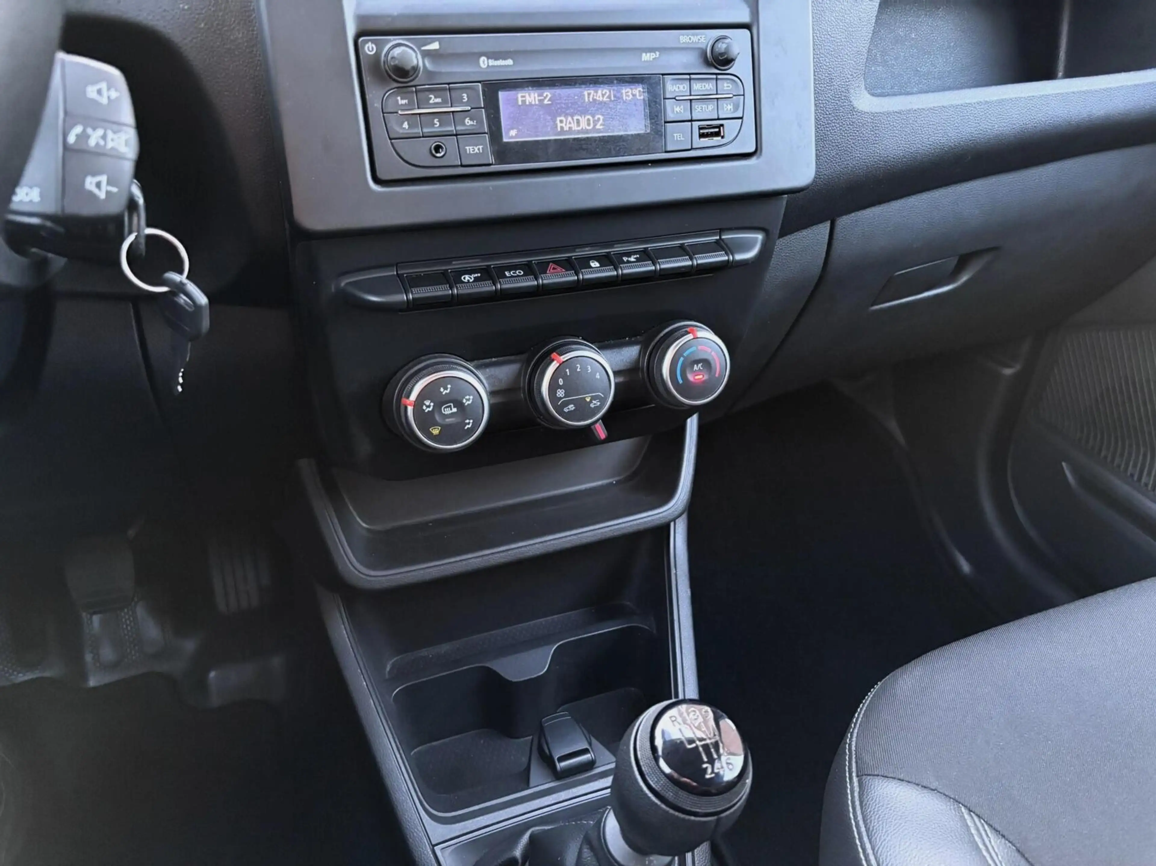Renault Express 1.5 dCi 75 Comfort 2021 — photo 8