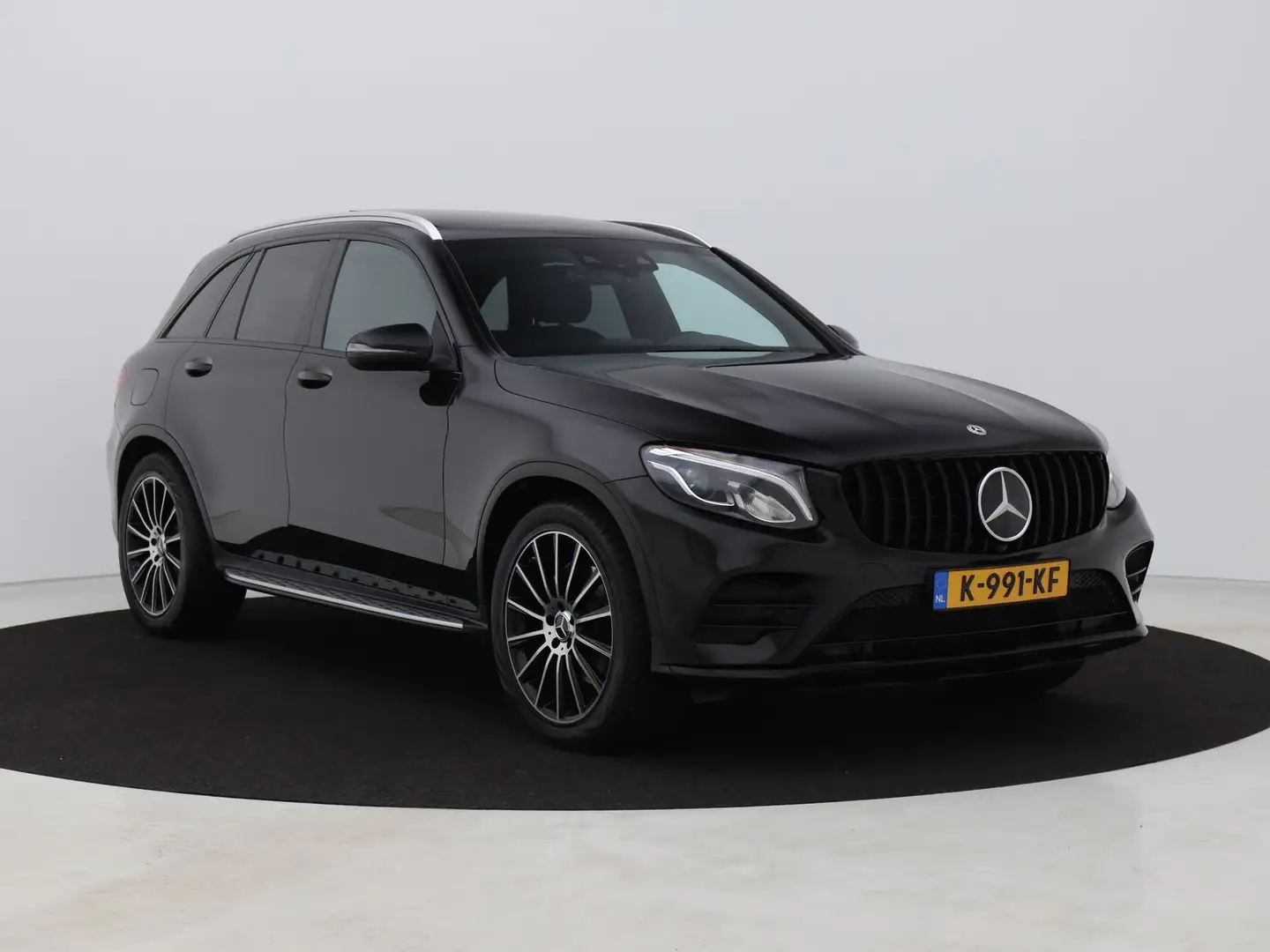 Mercedes-Benz GLC-klasse 300 4MATIC AMG | PANO | BURMESTER | STO Černá - 2