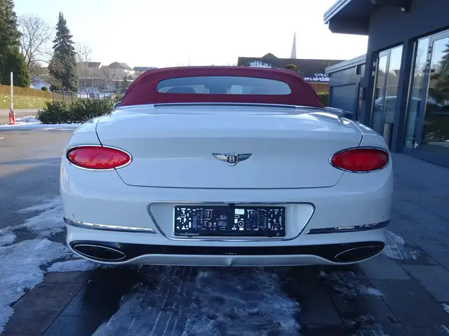 Bentley Continental GTC W12 Mulliner Ansicht 4