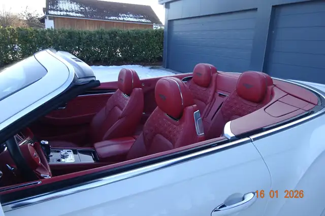 Bentley Continental GTC W12 Mulliner Ansicht 8