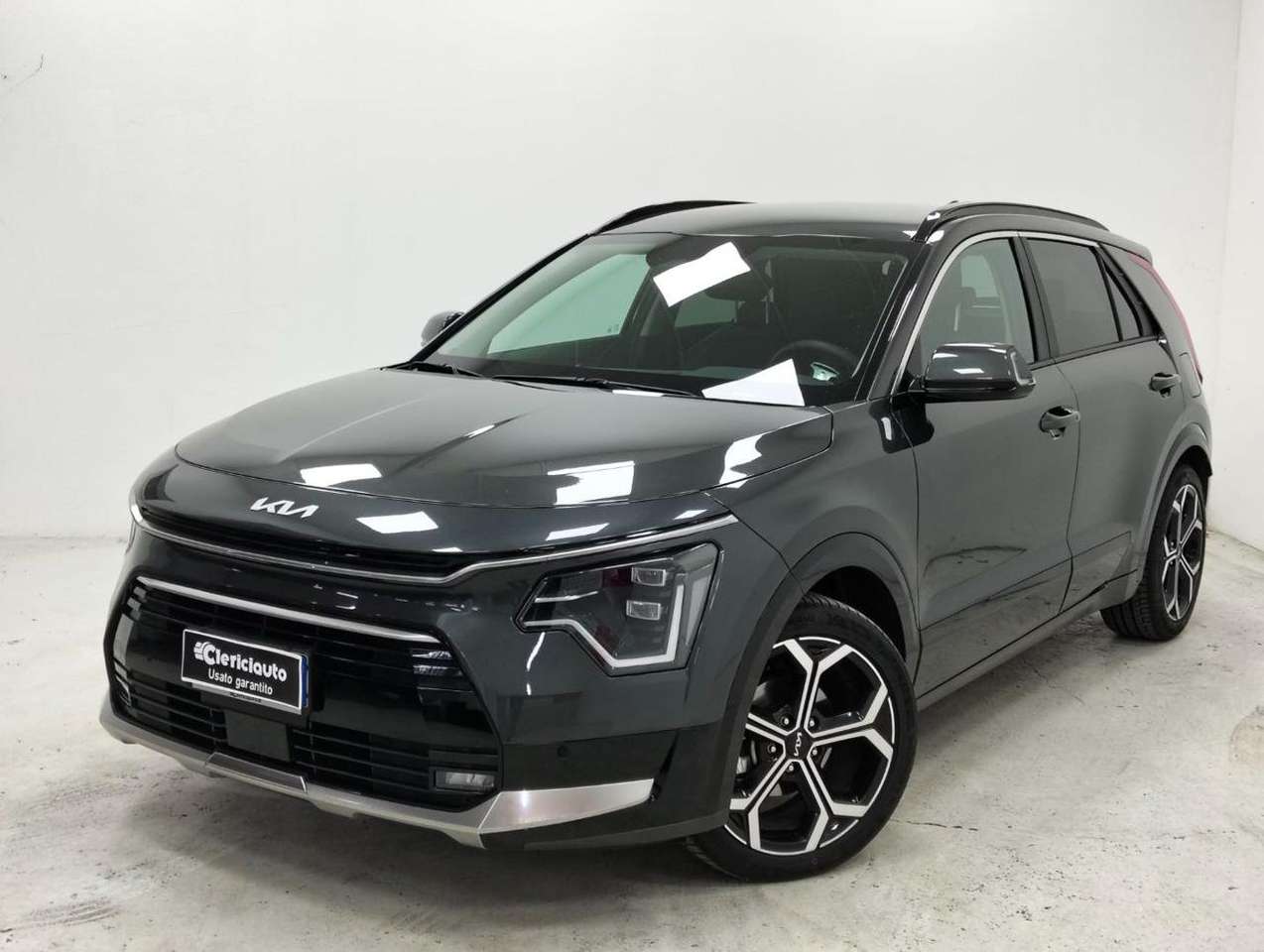 Kia Niro Tri-Fuel 1.6 GDi DCT HEV GPL Evolution