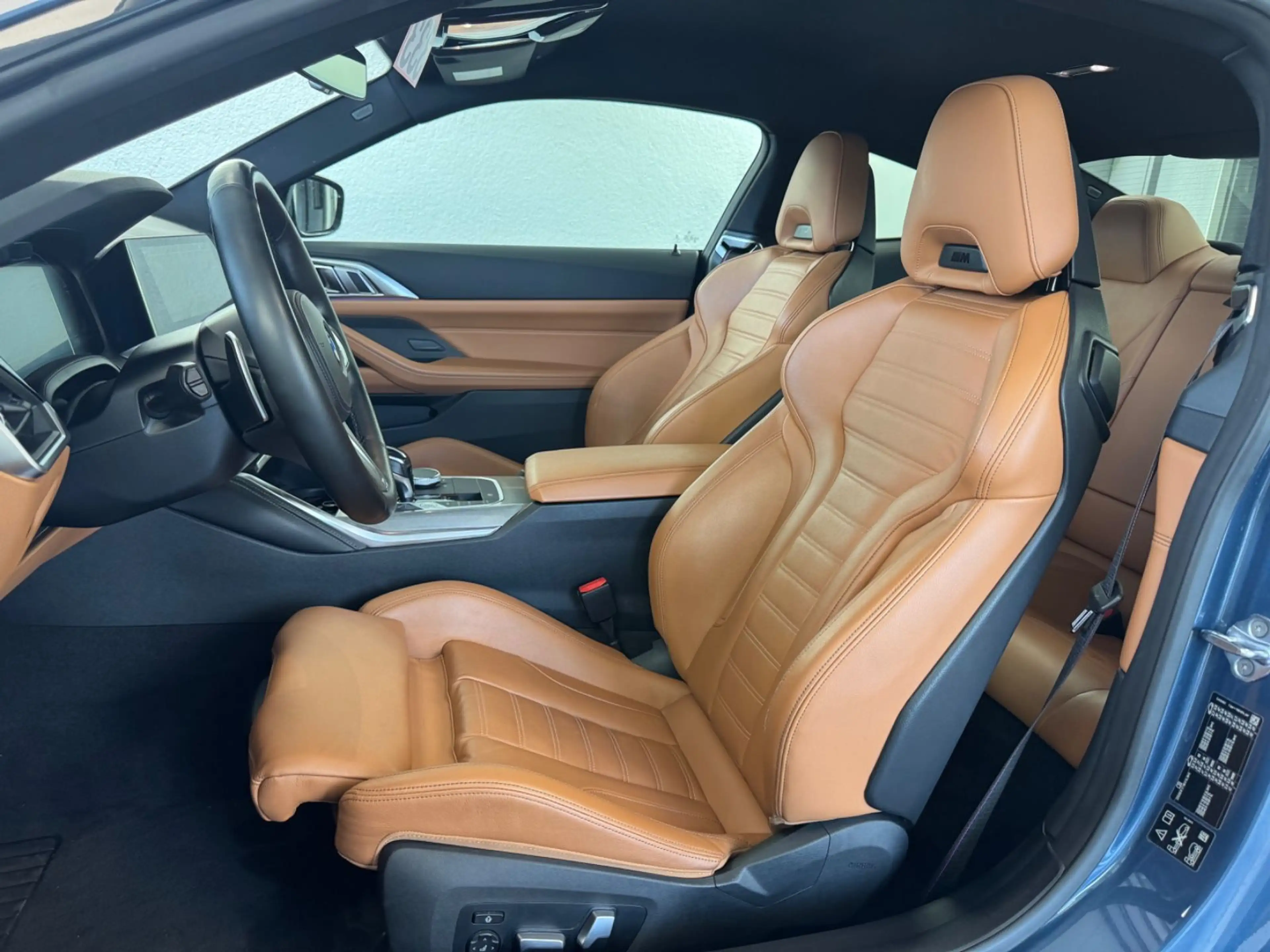 BMW M4 i Coupe xDrive*LEDER* — photo 10