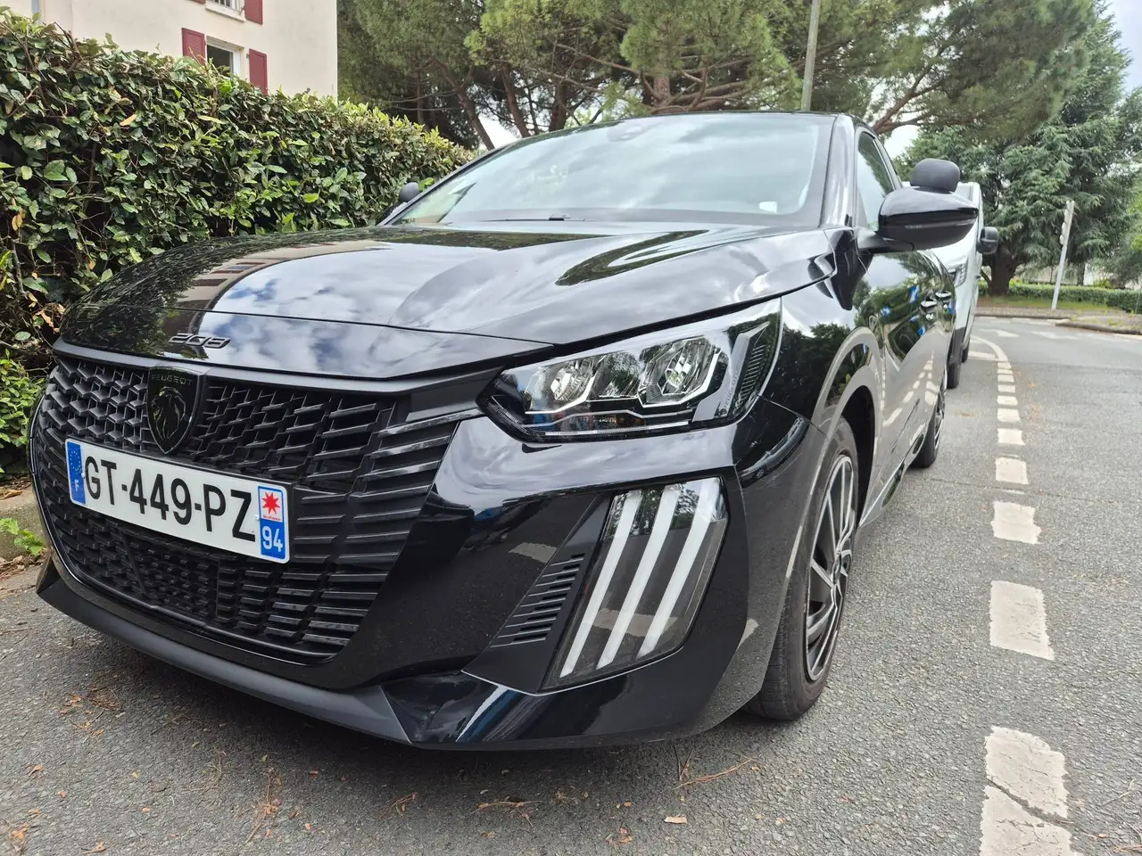 Peugeot 208 208 — photo 4