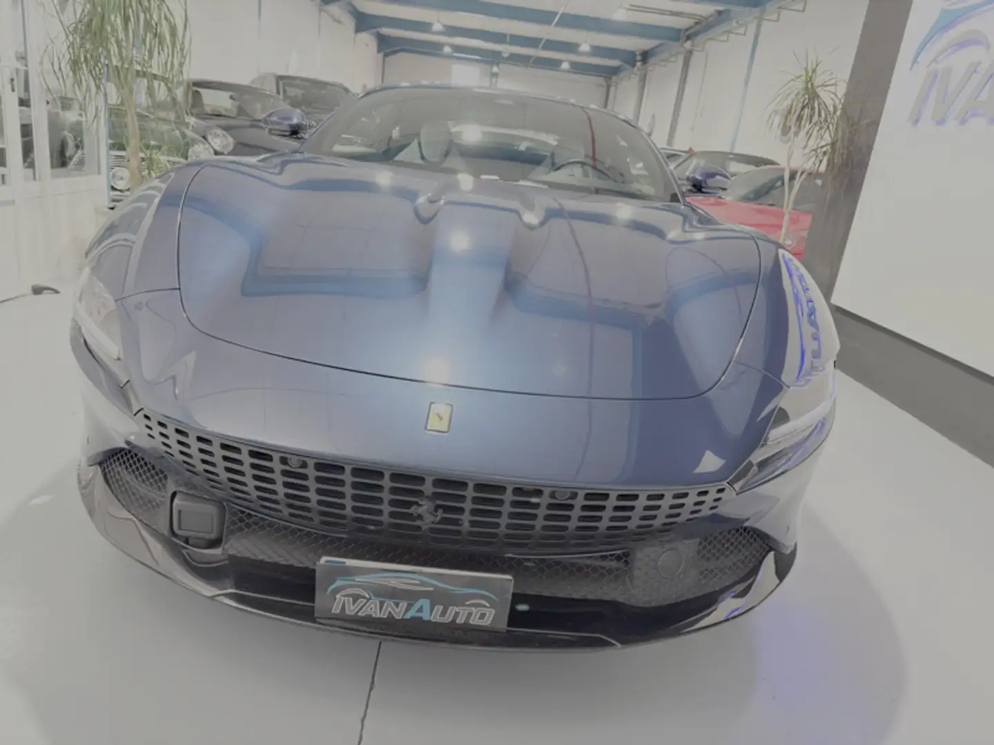 Ferrari Roma Azul - 2