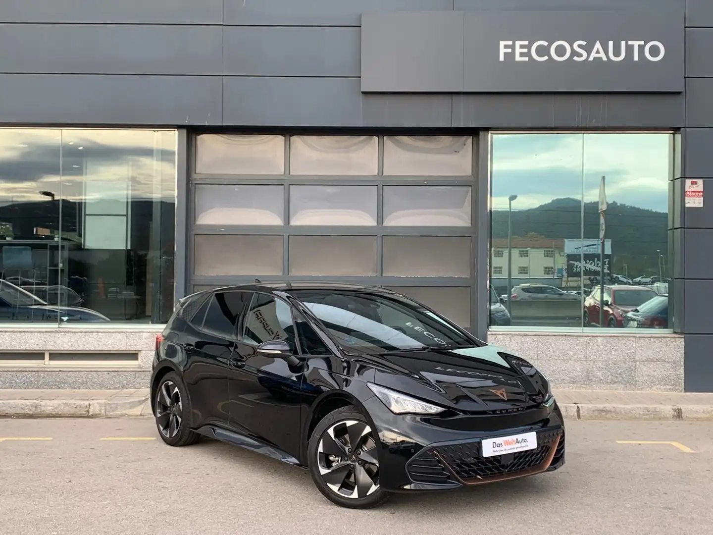 CUPRA Born e-Boost Pack 170kW 59kwh Czarny - 1