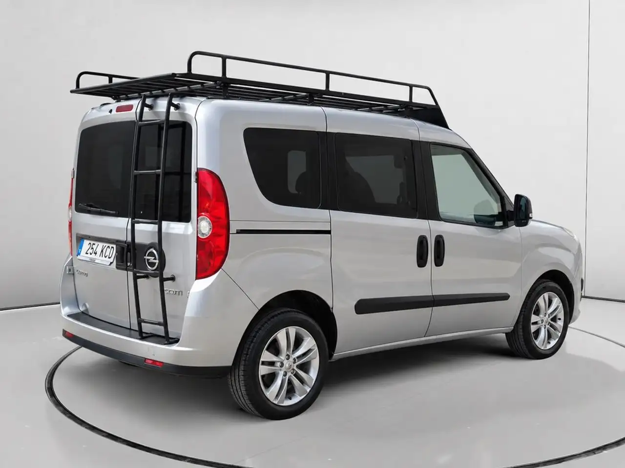 2017 Opel Combo N1 Tour 1.3CDTI Expression L1H1 95, photograph 3