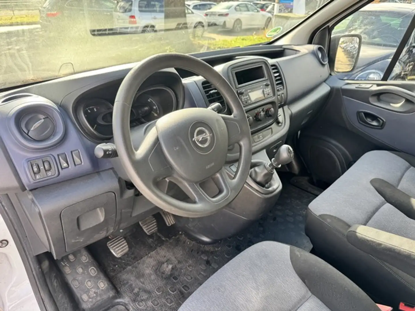 Opel Vivaro B L1H1 Kasten 3-Sitzer Holzboden AHK Weiß - 2