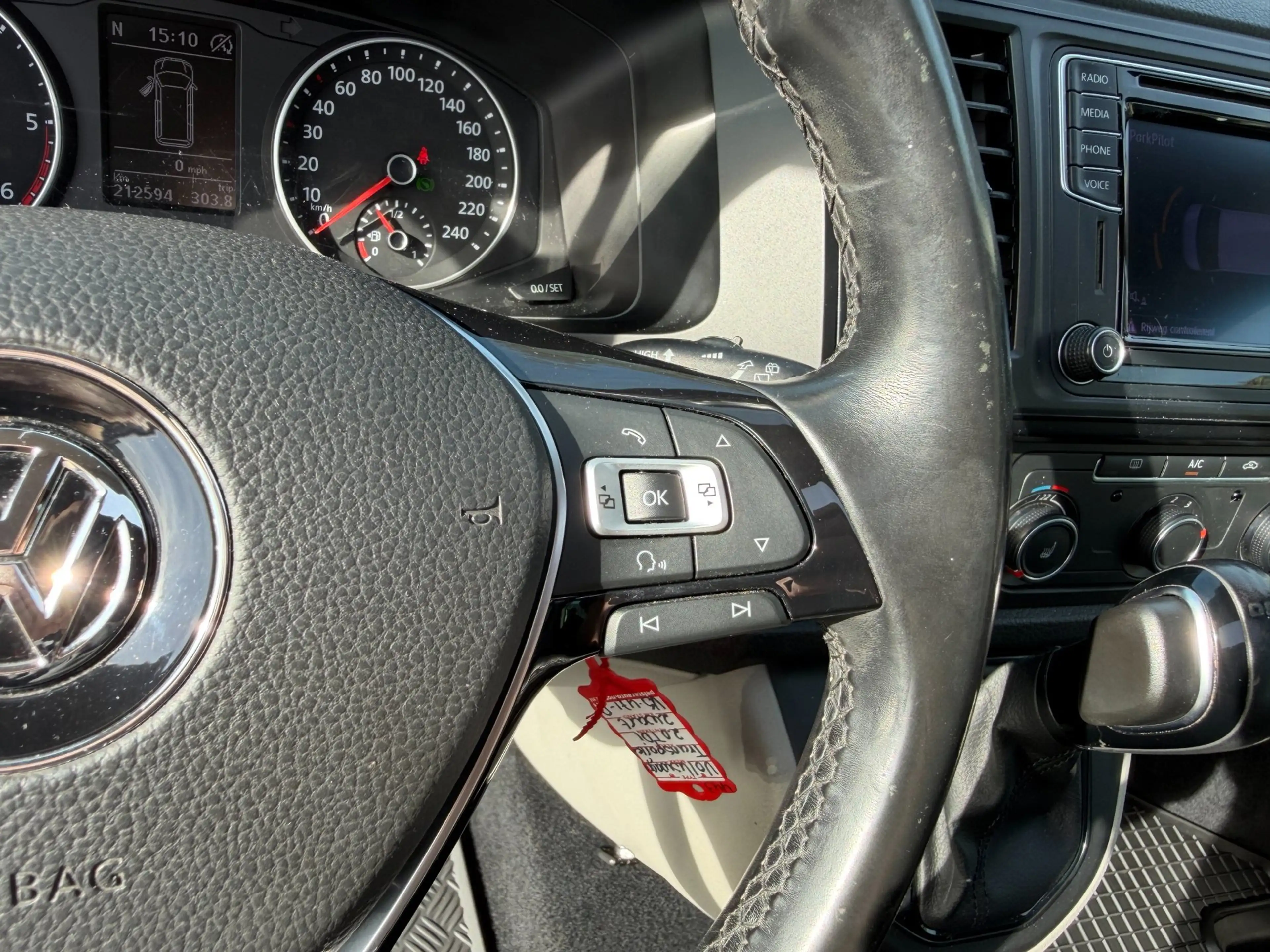 Volkswagen Transporter 2.0 TDI L2H1 DC Highline Schuifdak I Leder I Dubbe — photo 16