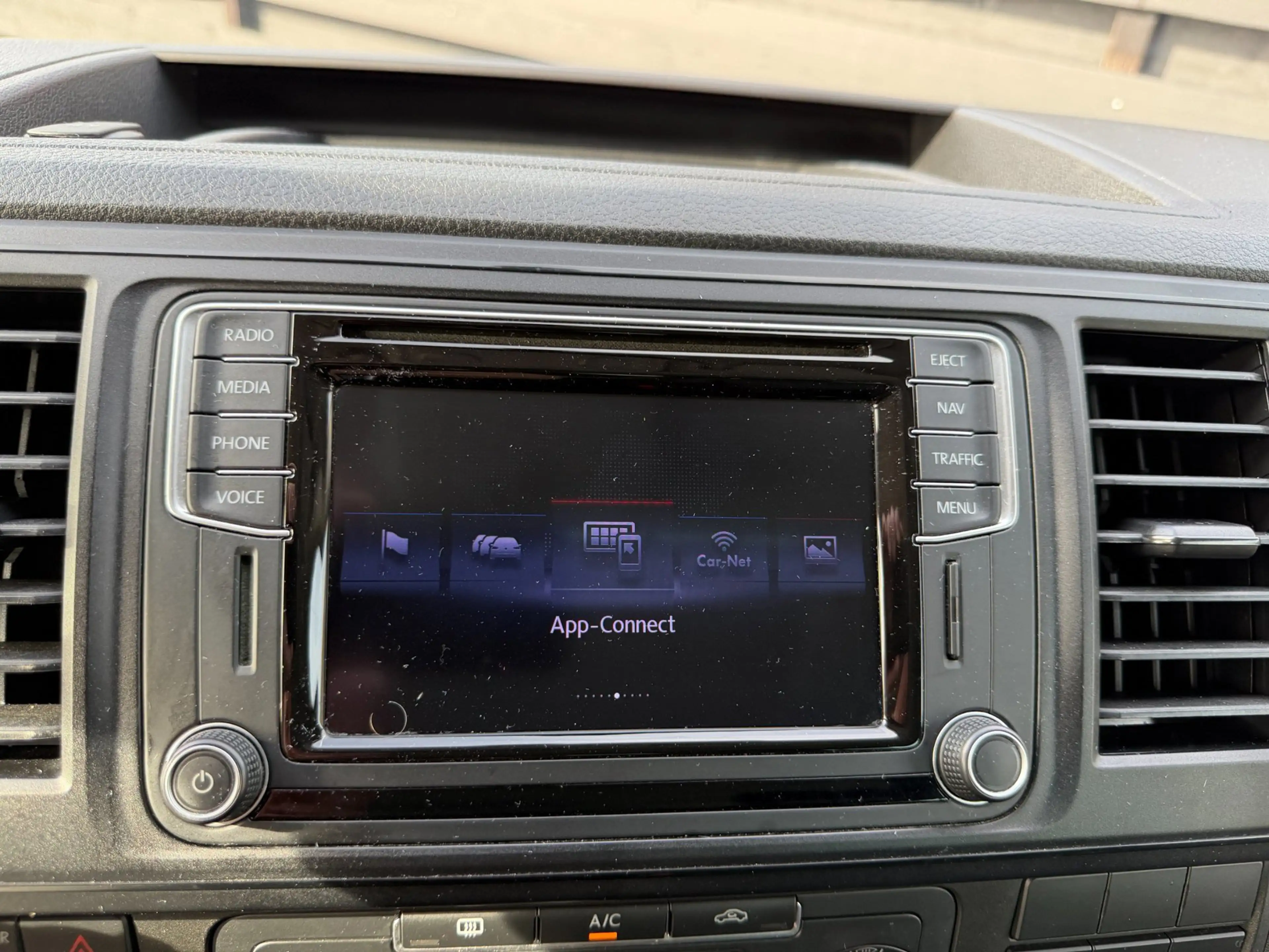 Volkswagen Transporter 2.0 TDI L2H1 DC Highline Schuifdak I Leder I Dubbe — photo 21
