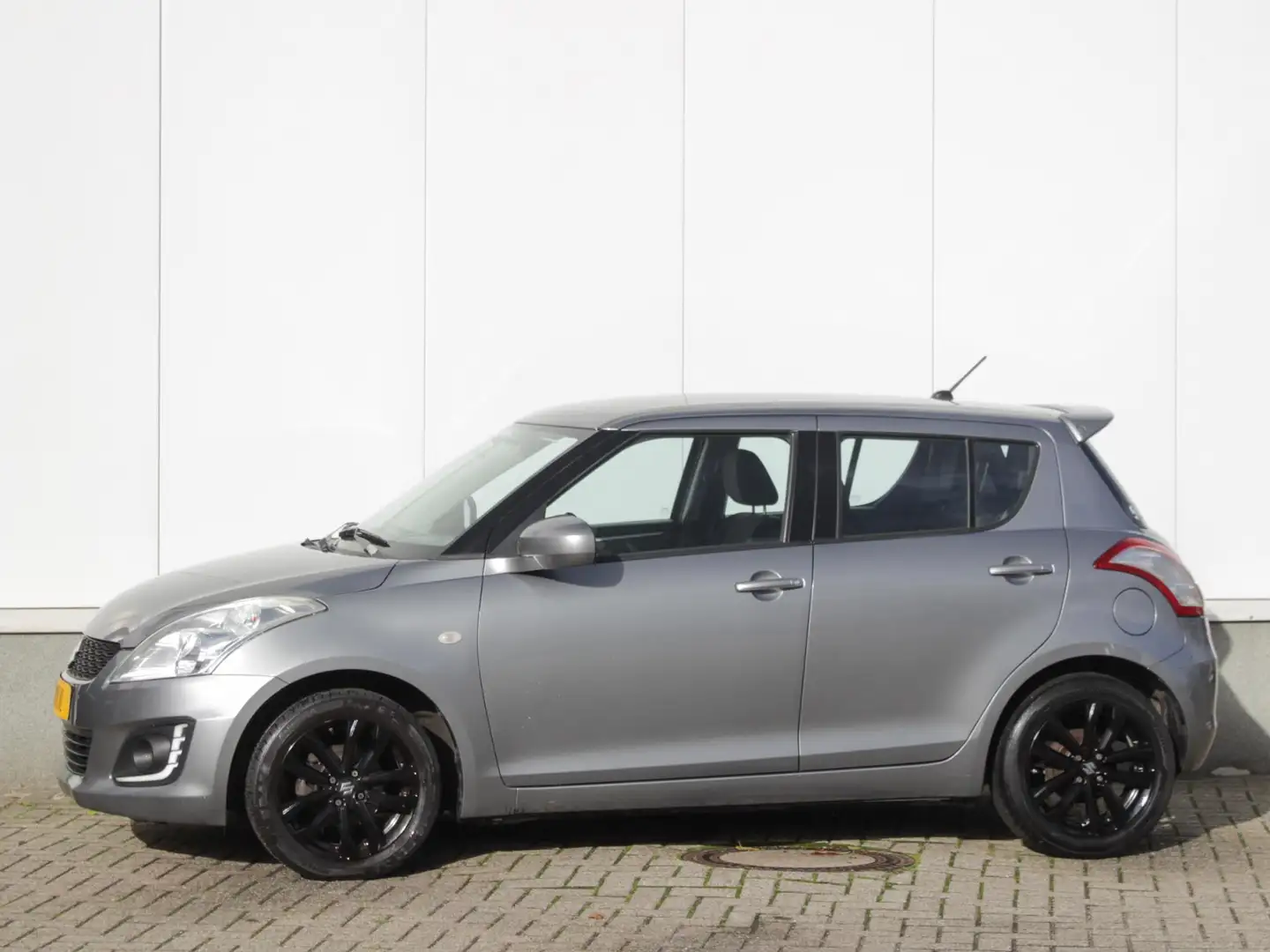Suzuki Swift 1.2 Bandit | Airco | Cruise | Lm-Velgen Gris - 2