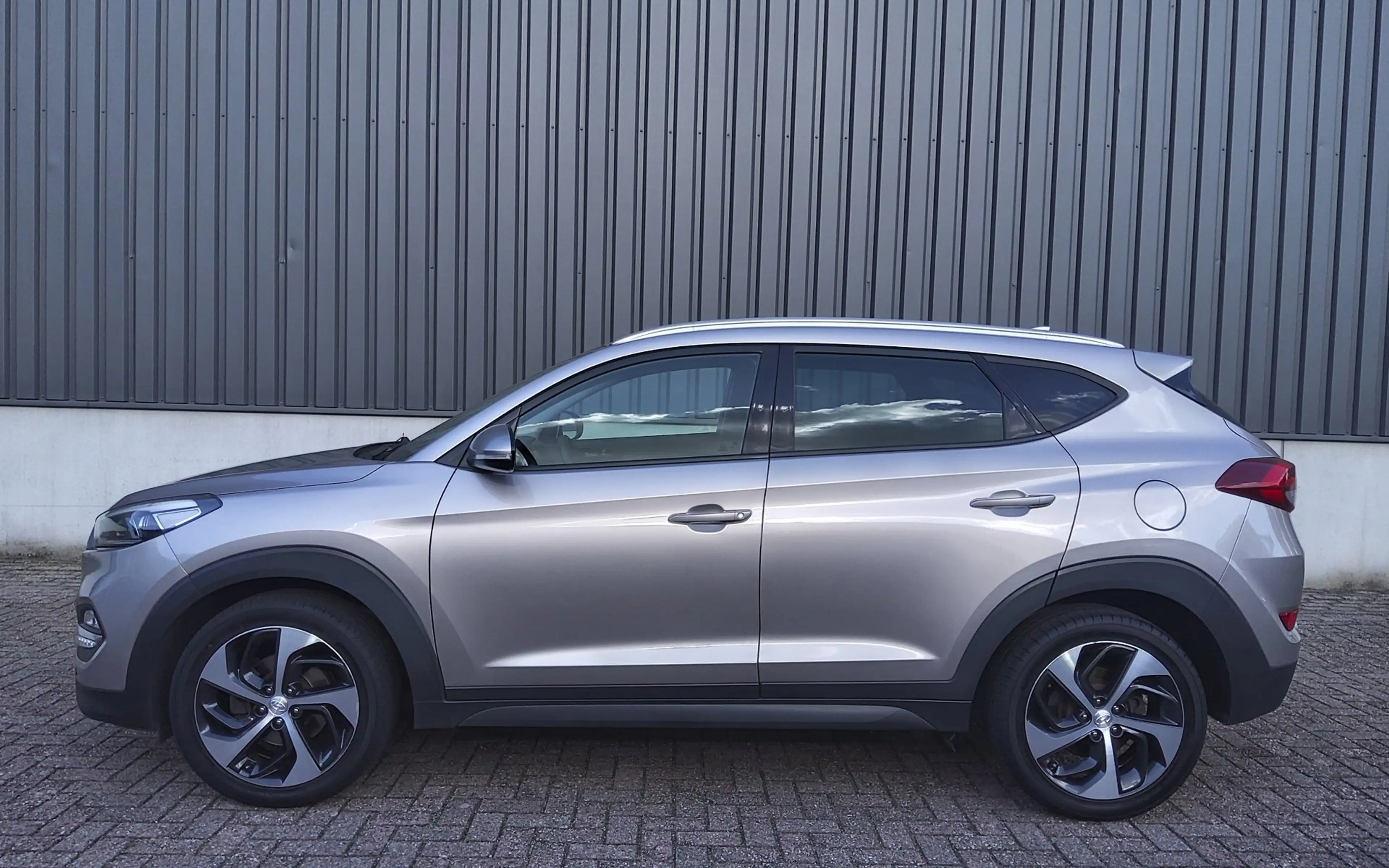 Hyundai TUCSON 1.6 T-GDi Premium|177PK|AUTOMAAT|1.900k trkg. — photo 2