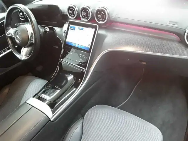 Mercedes-Benz C-Class view 9