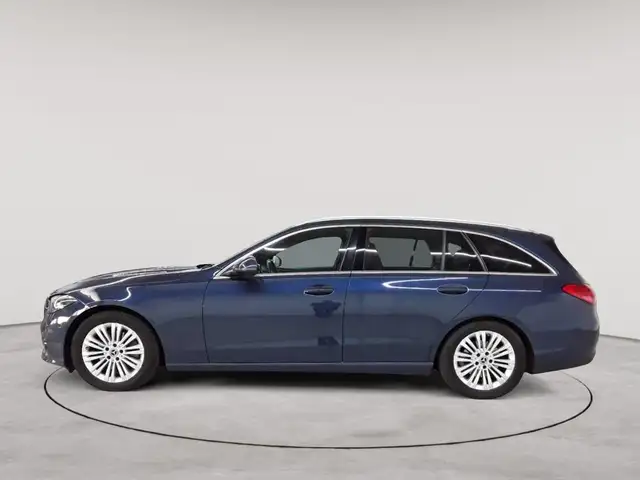 Mercedes-Benz C-Class view 6