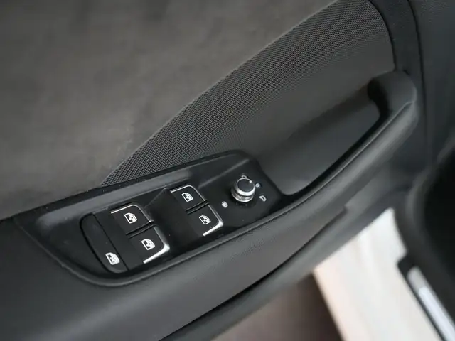 Audi RS3 view 24