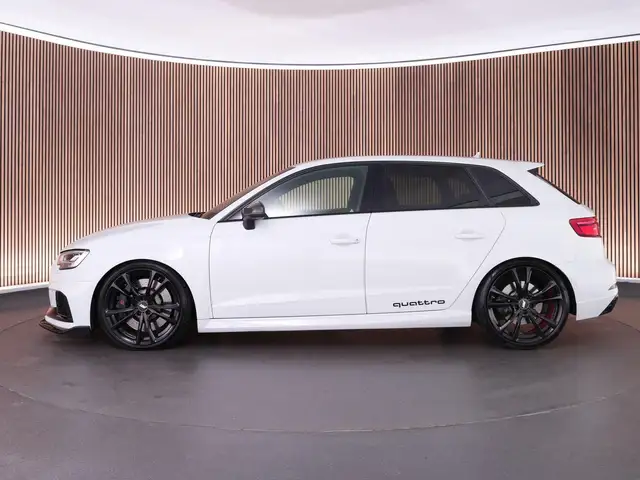 Audi RS3 view 12