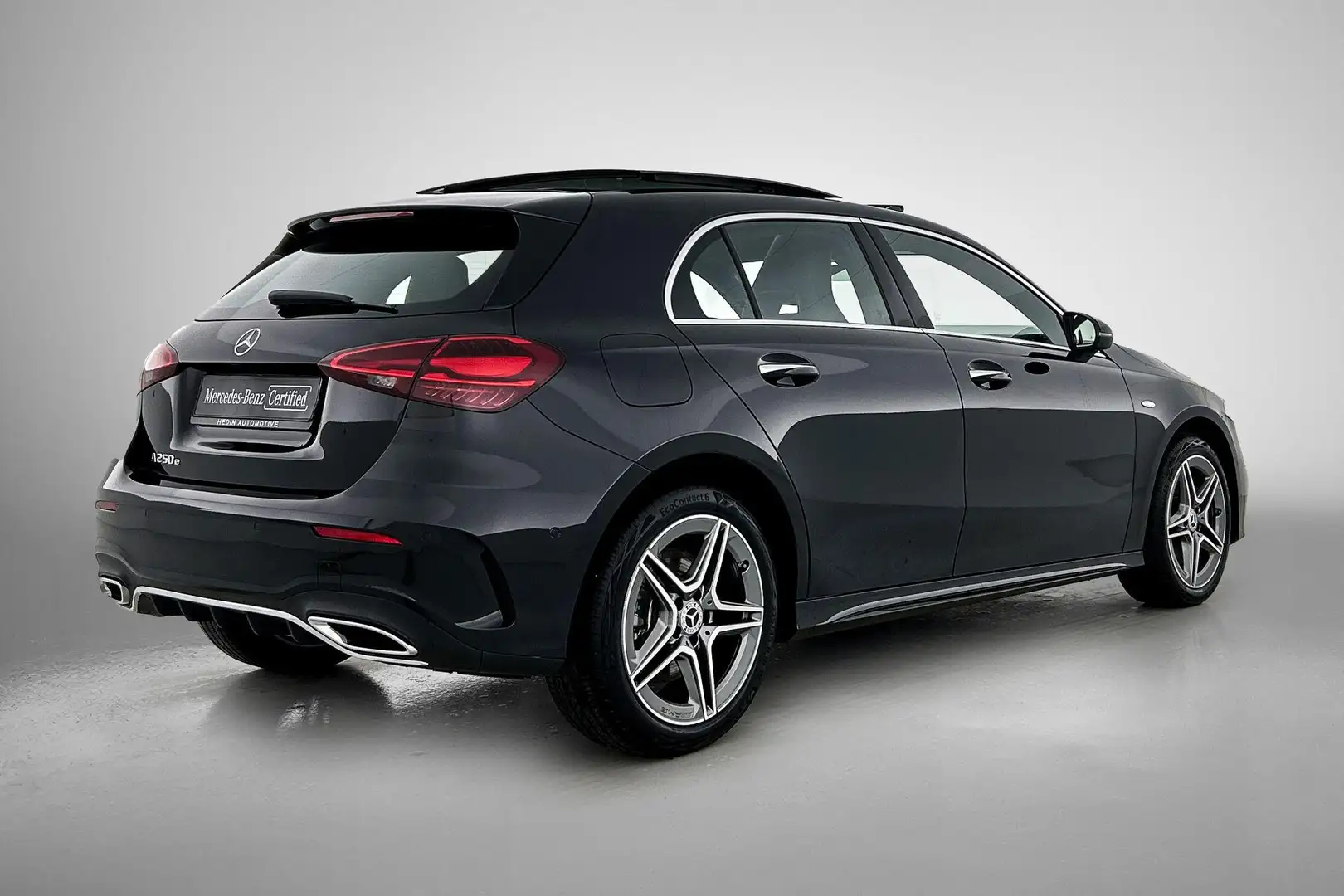 Mercedes-Benz A 250 A 250e Automaat AMG Line | Advanced Plus Pakket | Noir - 2