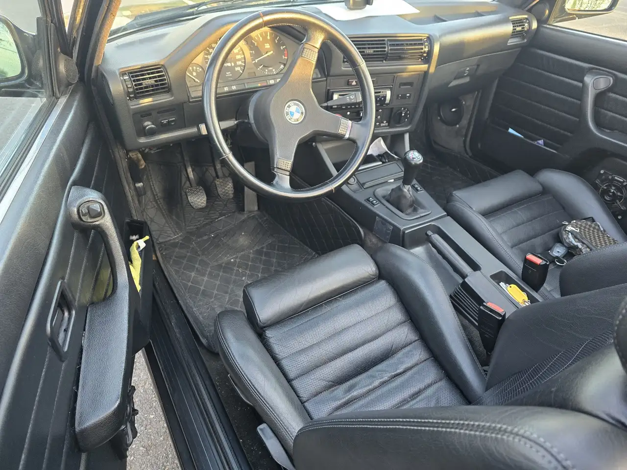 BMW 323i Sport, foto 5