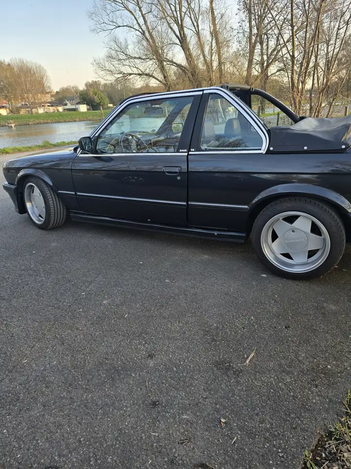 BMW 323i Sport, foto 8
