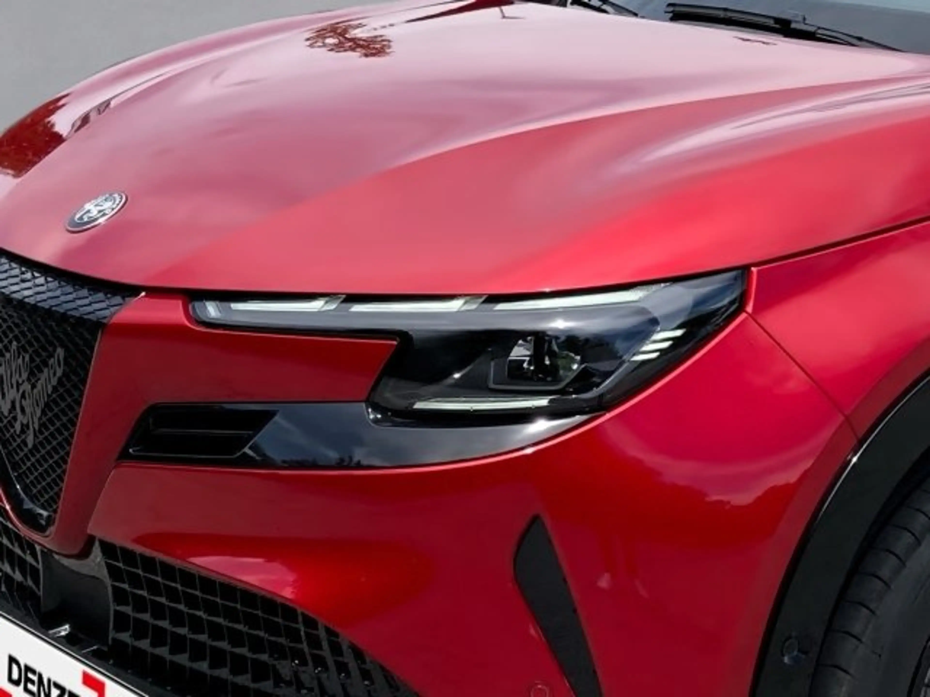 Alfa Romeo Junior Ibrida 1.2 Hybrid eDCT6 — photo 5